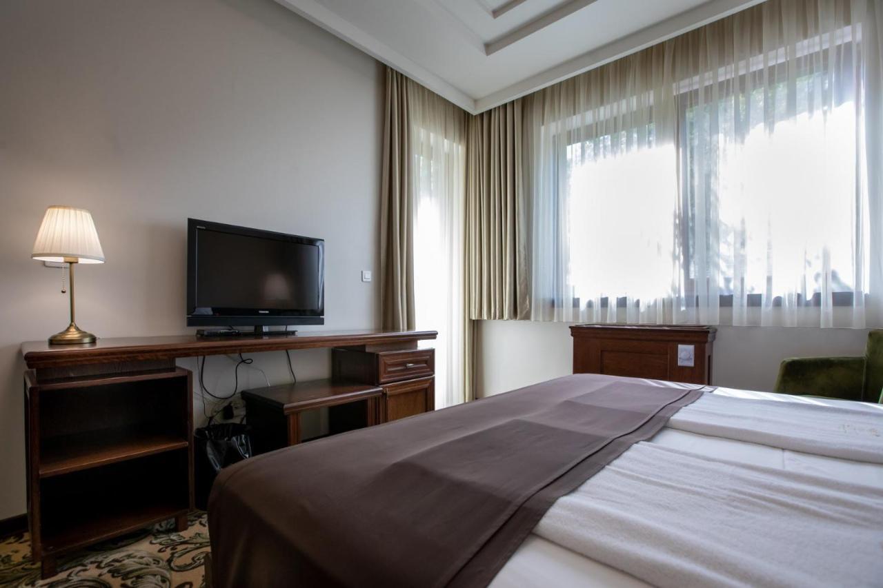 Hotel & Spa Palic Resort Exterior photo