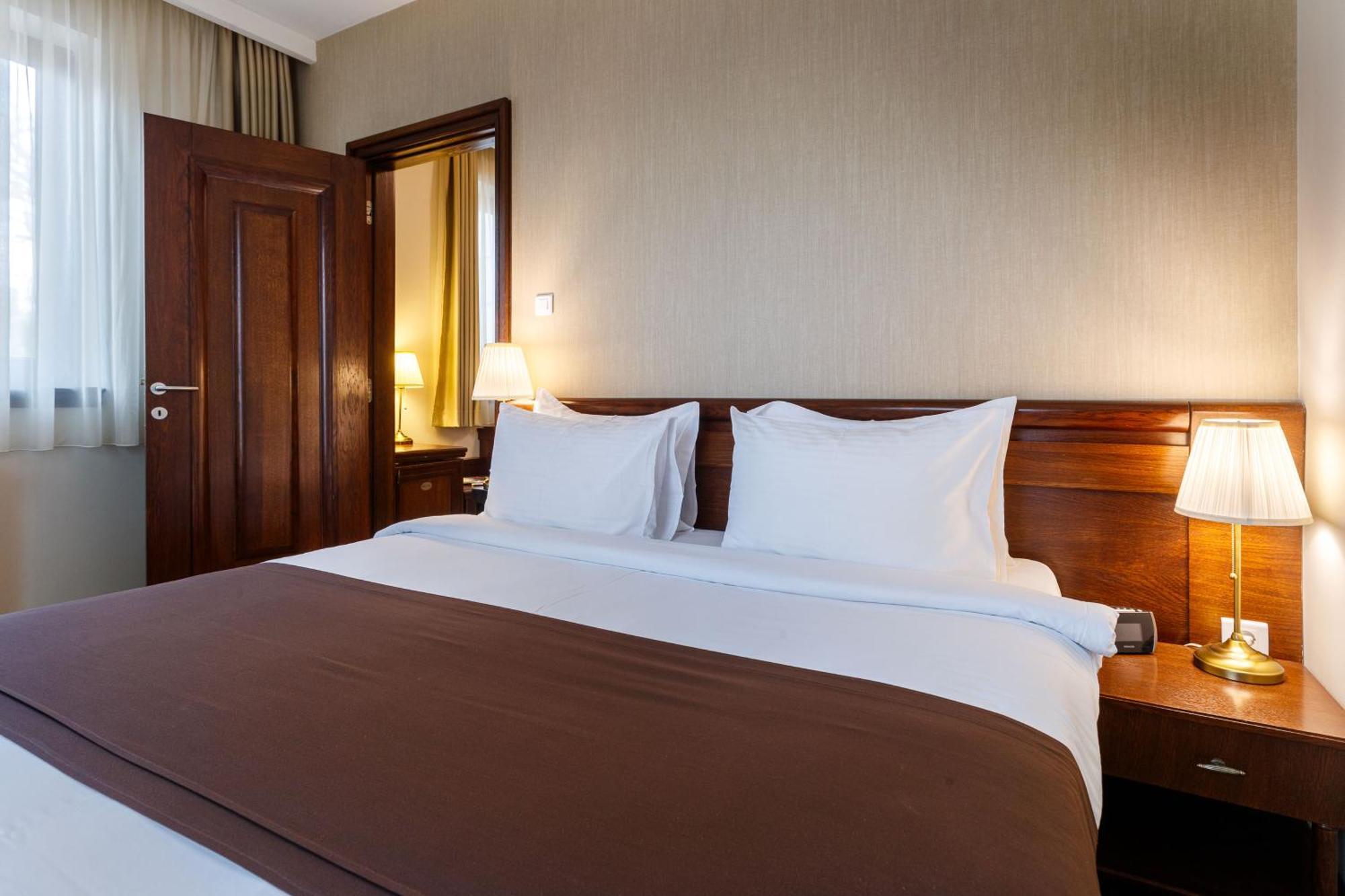 Hotel & Spa Palic Resort Exterior photo
