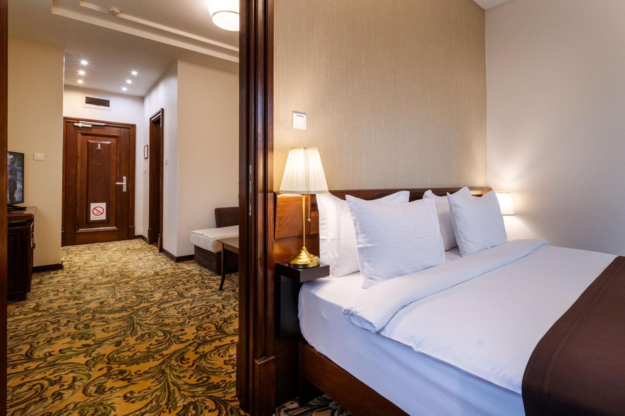 Hotel & Spa Palic Resort Exterior photo